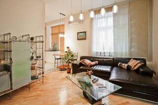 Апартаменты StudioMinsk 5 Apartments Минск Улучшенные апартаменты-1